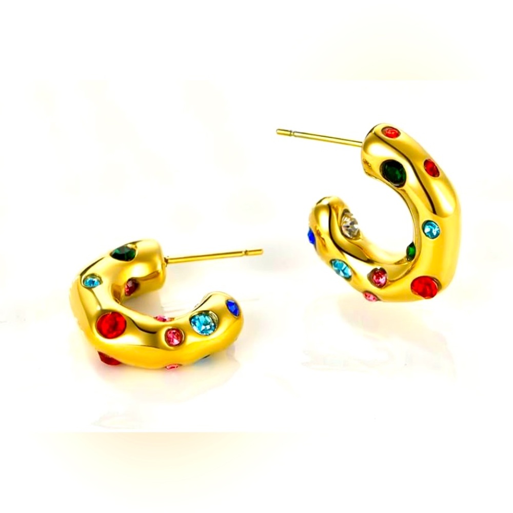 Elegant 14KT Gold dip Rocksbox Crystal hoop  earrings